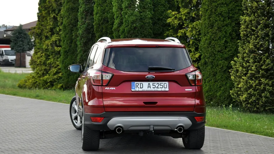 FORD Kuga -