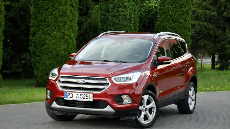 FORD Kuga -