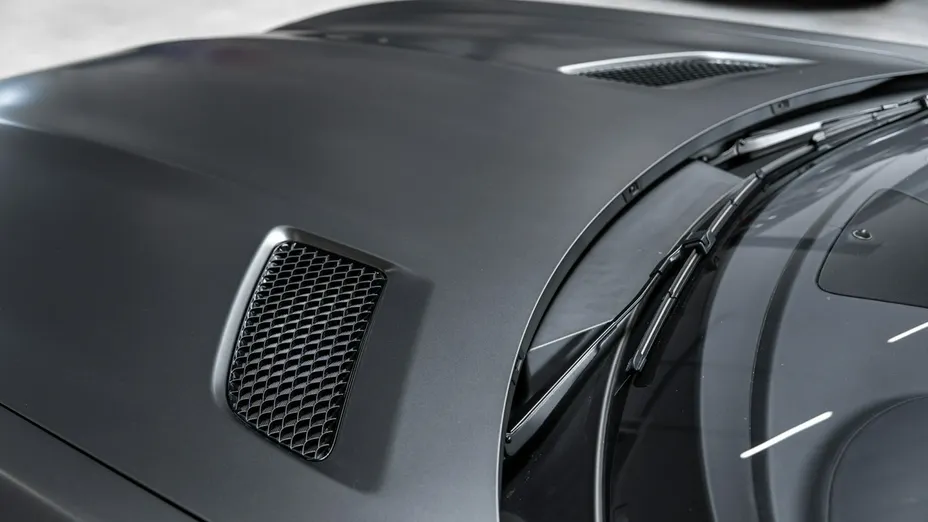 MERCEDES-BENZ AMG GT -