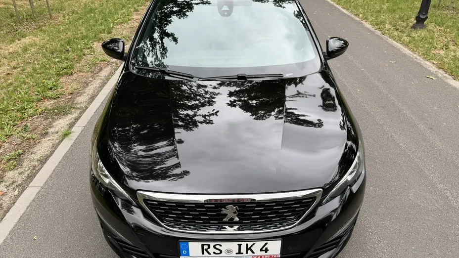PEUGEOT 308 -
