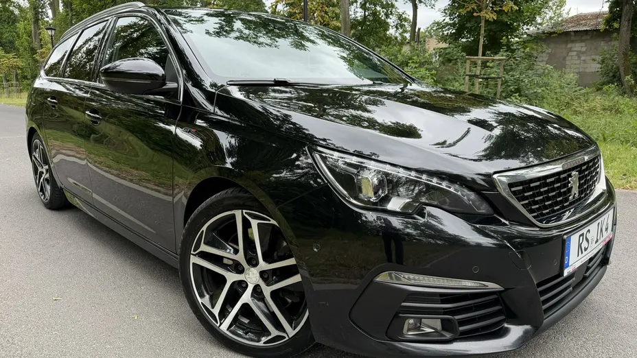 PEUGEOT 308 -