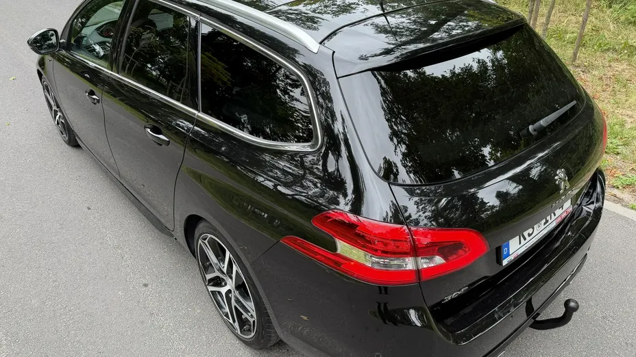 PEUGEOT 308 -