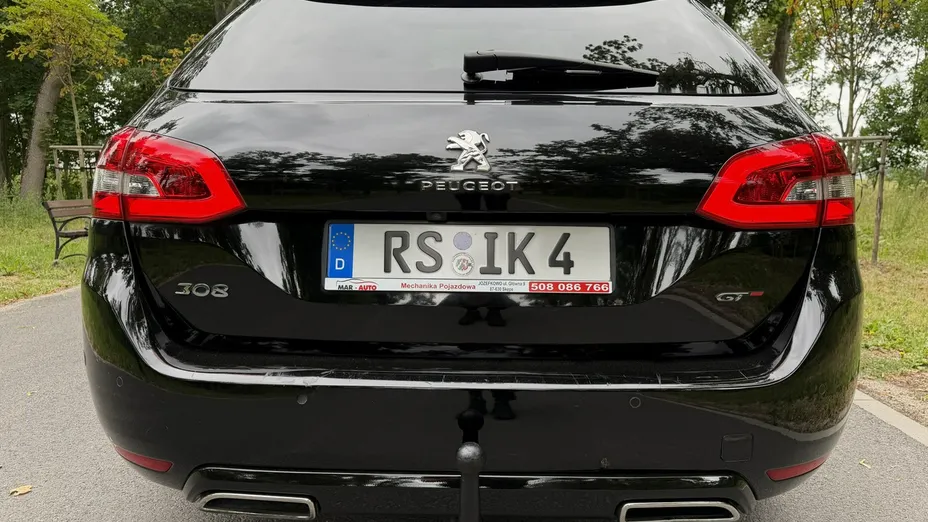 PEUGEOT 308 -