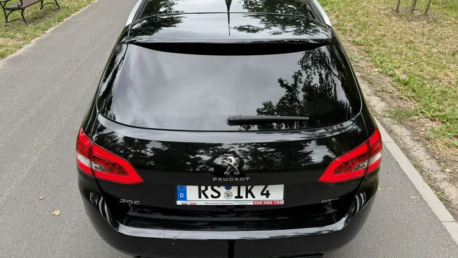 PEUGEOT 308 -