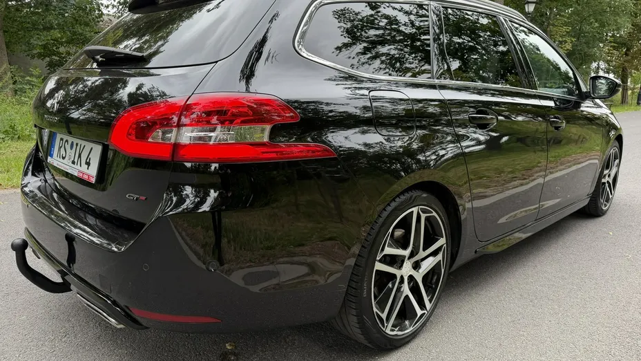 PEUGEOT 308 -