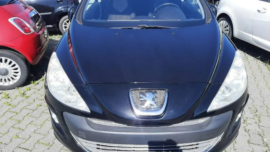 PEUGEOT 308 -