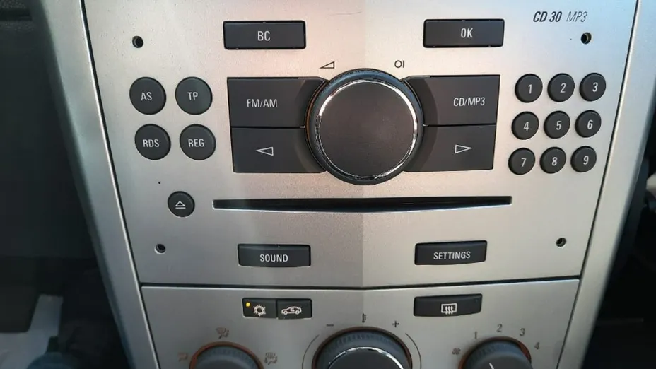 OPEL Astra -