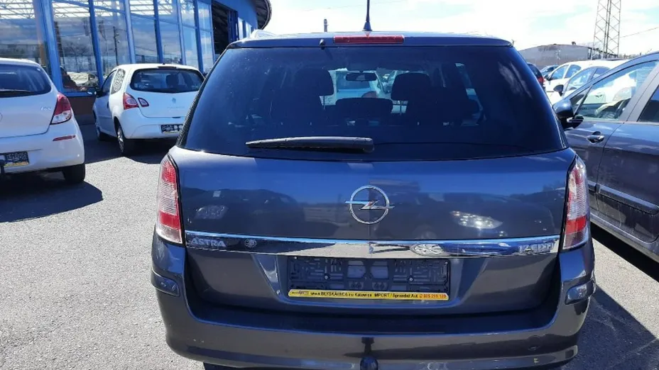 OPEL Astra -