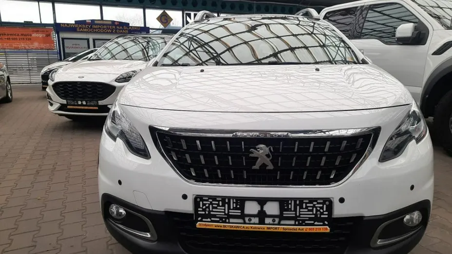 PEUGEOT 2008 -