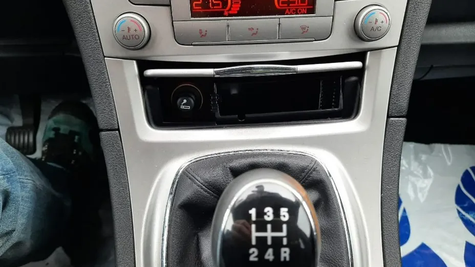 FORD S-MAX -