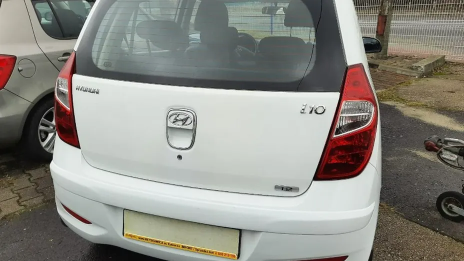 HYUNDAI i10 -