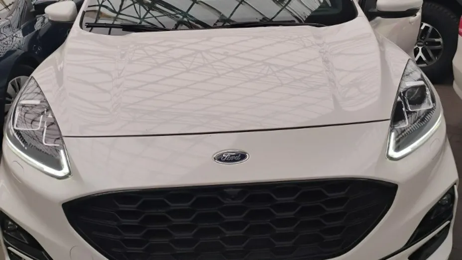 FORD Kuga -
