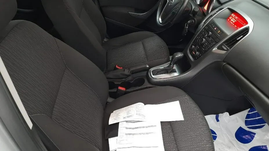 OPEL Astra -