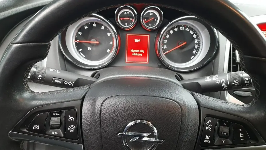 OPEL Astra -