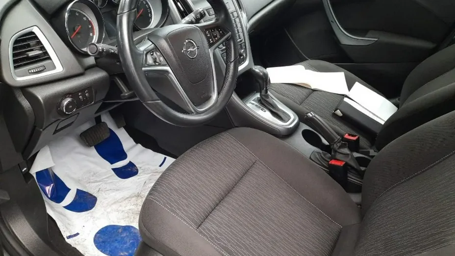 OPEL Astra -