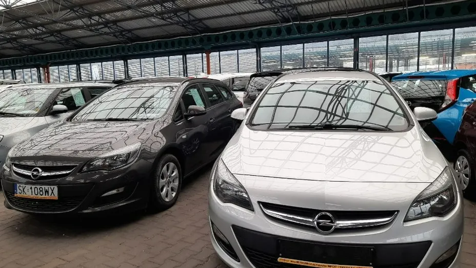 OPEL Astra -