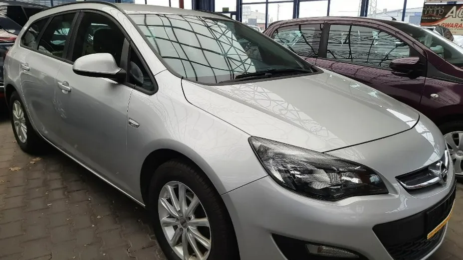 OPEL Astra -