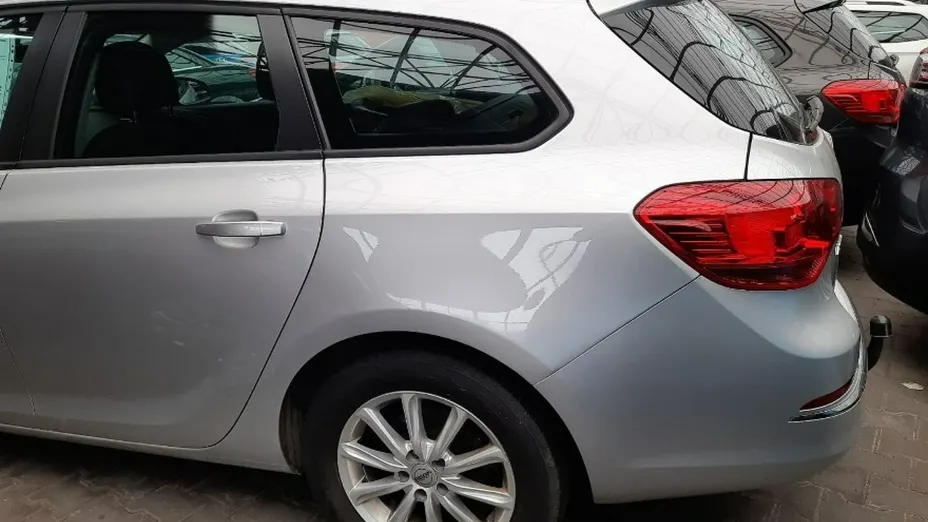 OPEL Astra -