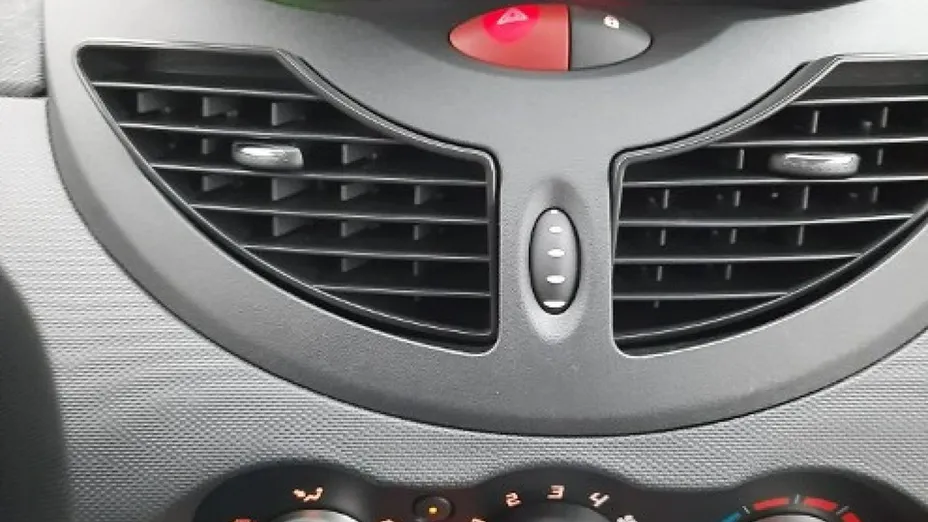 RENAULT Twingo -