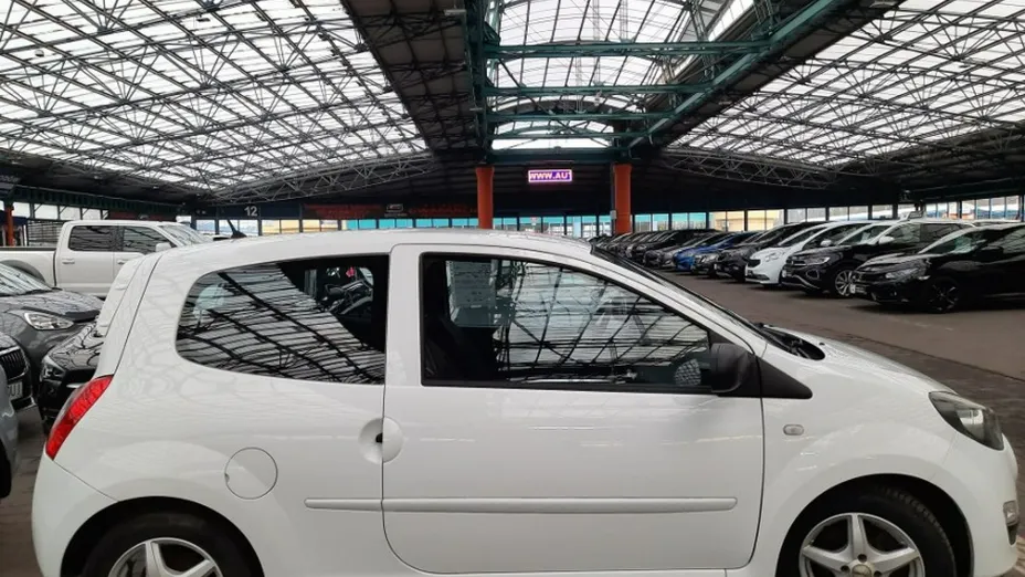 RENAULT Twingo -