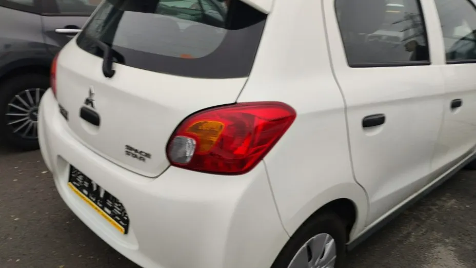 MITSUBISHI Space Star -