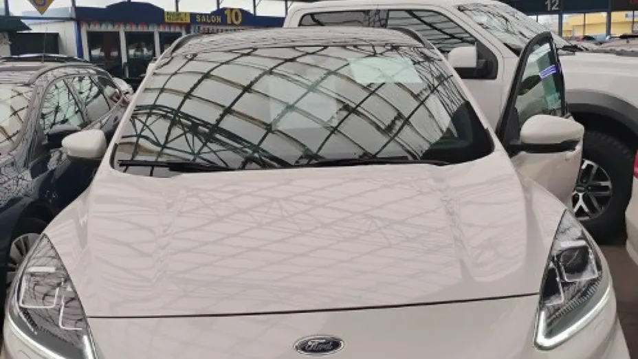 FORD Kuga -