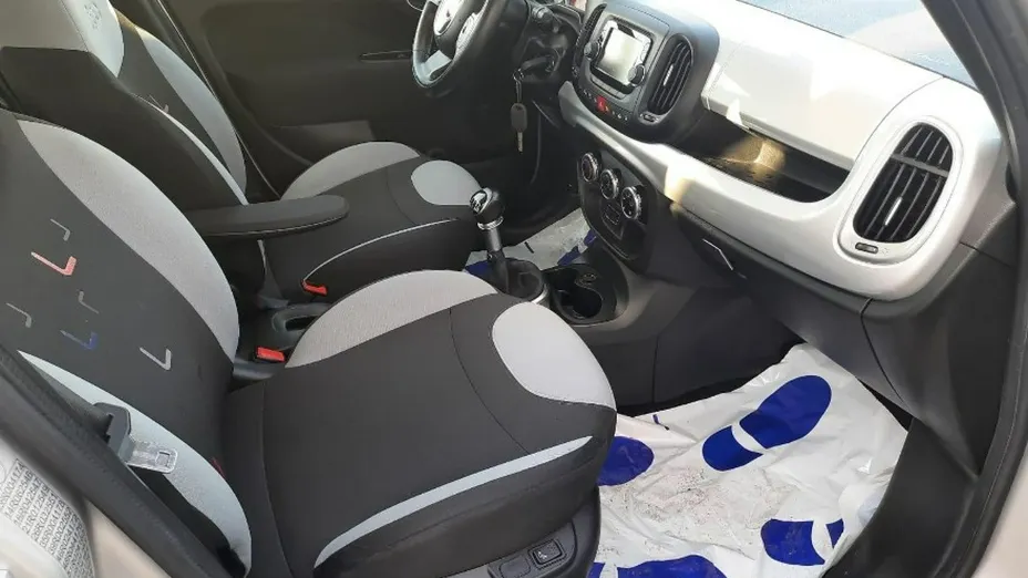 FIAT 500L -