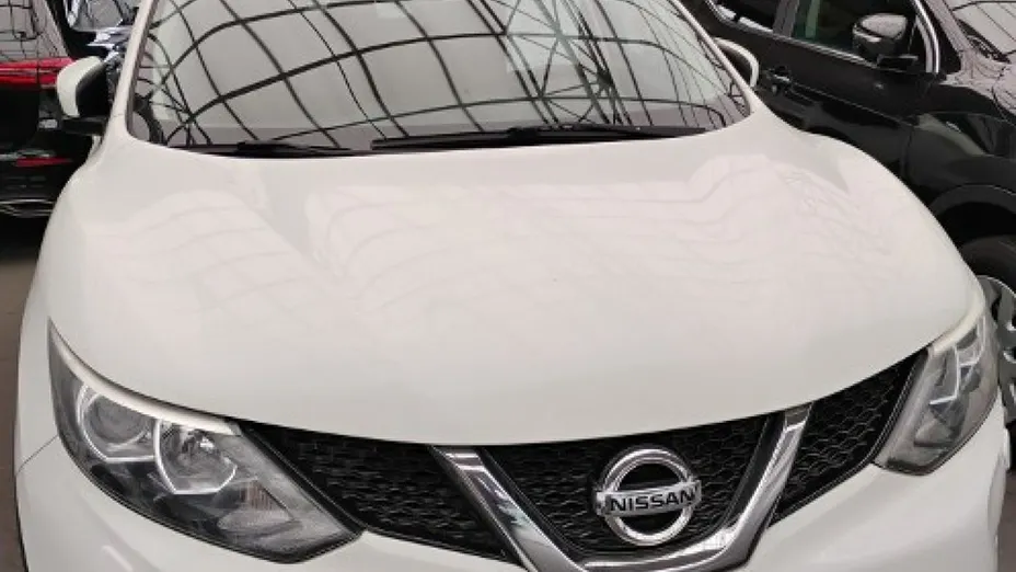 NISSAN Qashqai -