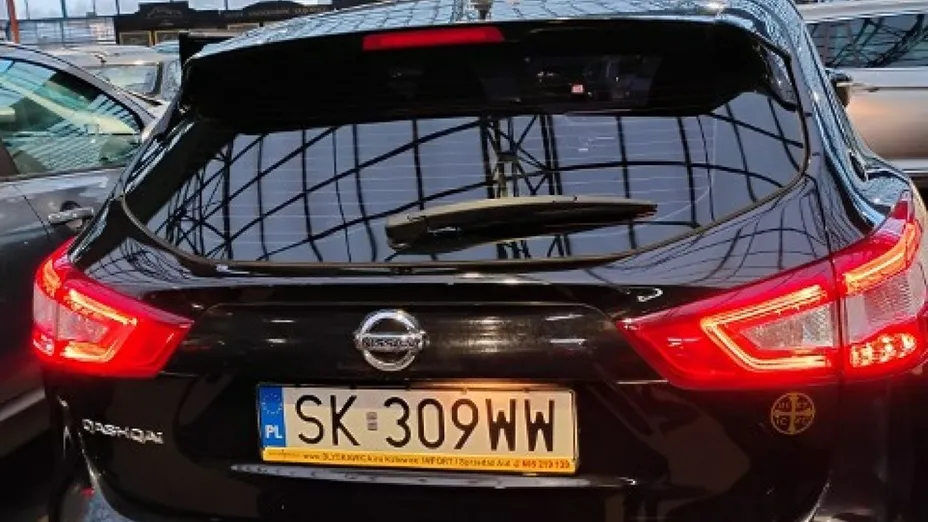 NISSAN Qashqai -