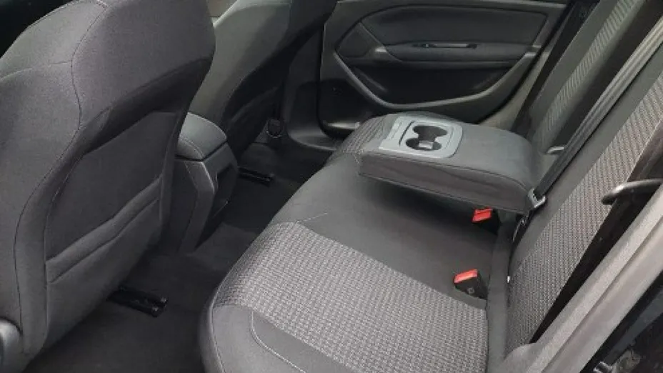 PEUGEOT 308 -