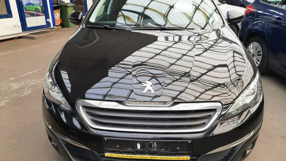 PEUGEOT 308 -
