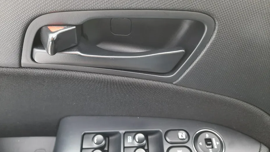 HYUNDAI i30 -