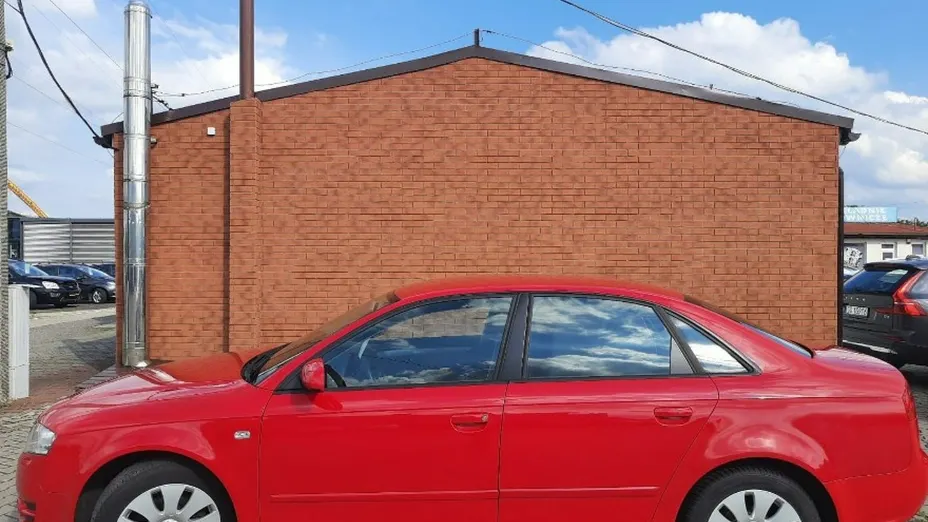 AUDI A4 -