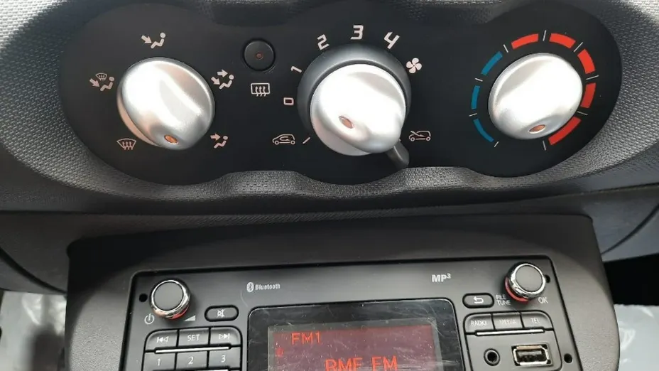 RENAULT Twingo -