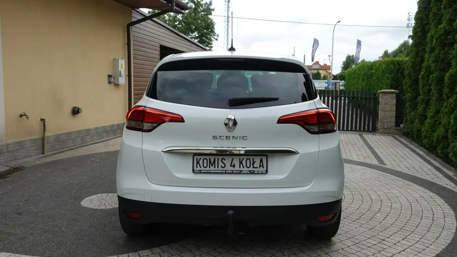RENAULT Scenic -