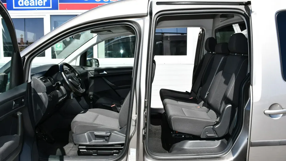 VOLKSWAGEN Caddy -