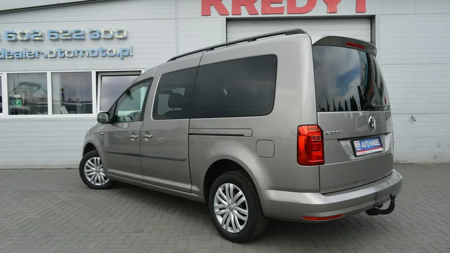 VOLKSWAGEN Caddy -