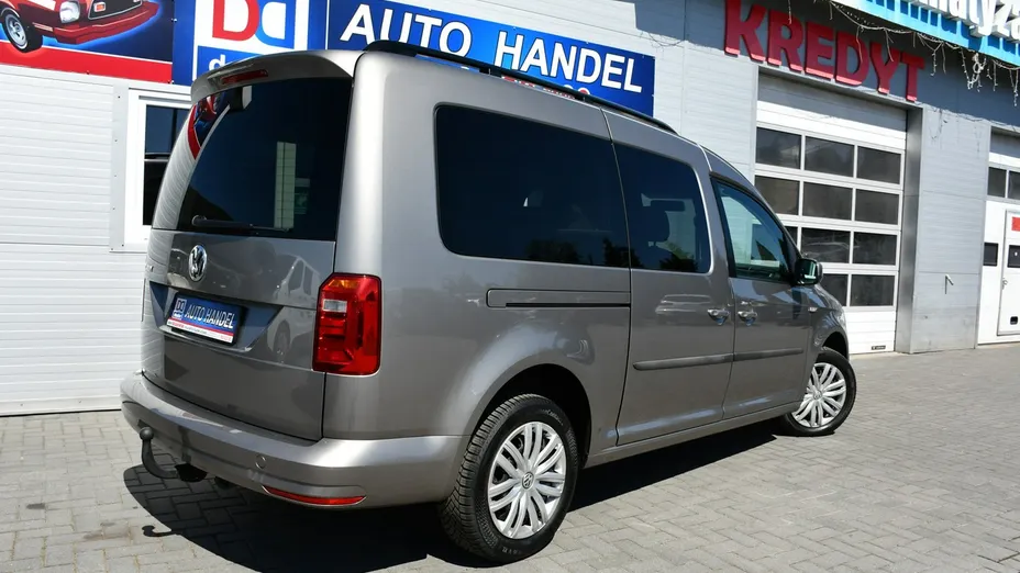 VOLKSWAGEN Caddy -