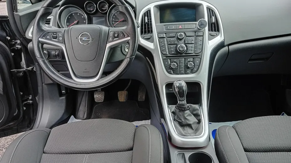 OPEL Astra -