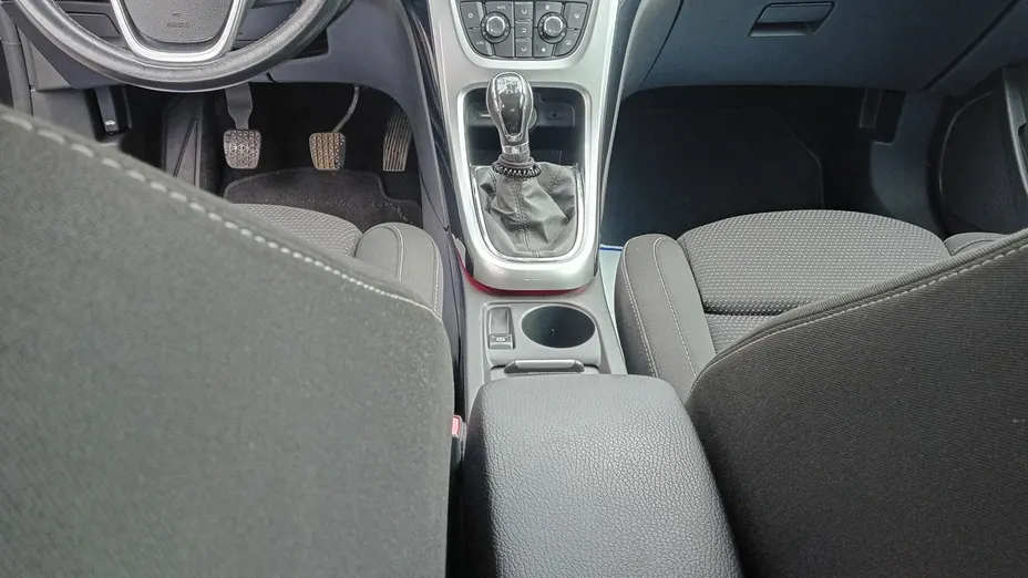 OPEL Astra -