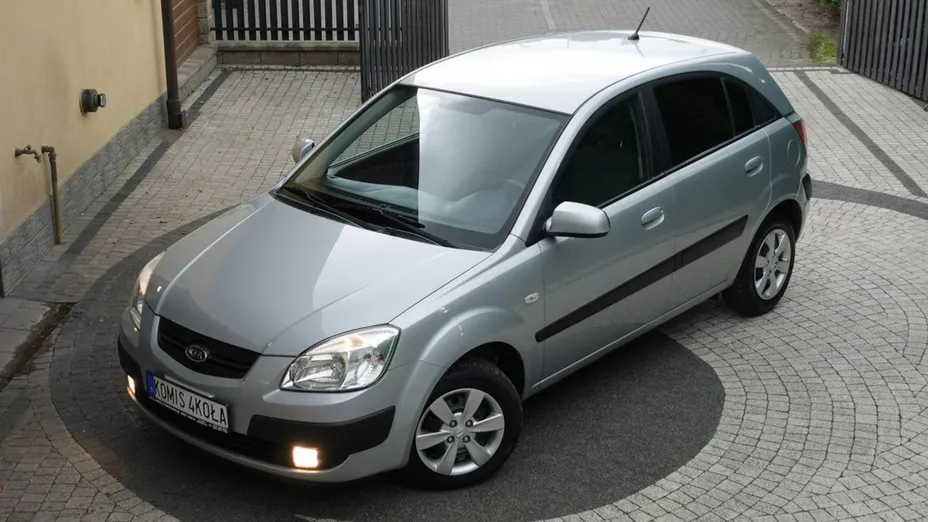KIA Rio -