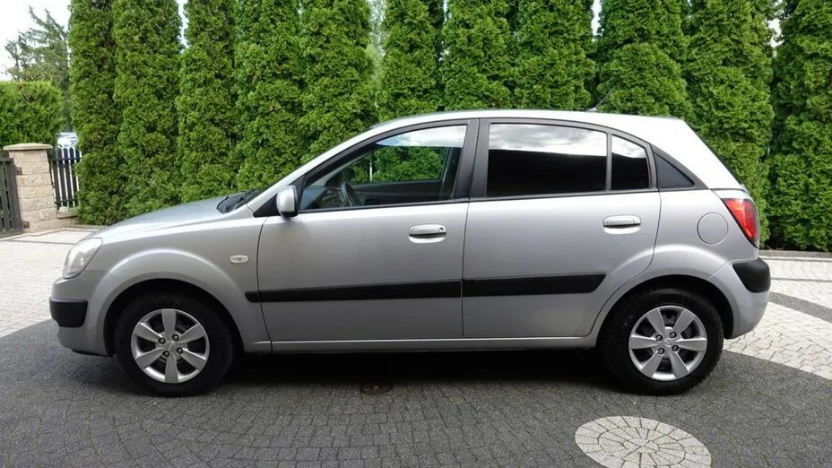 KIA Rio -