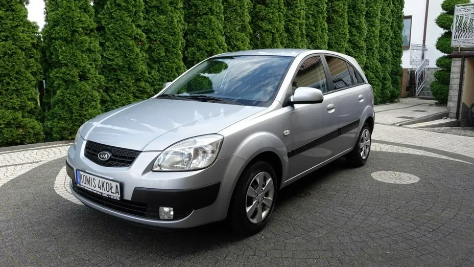 KIA Rio -