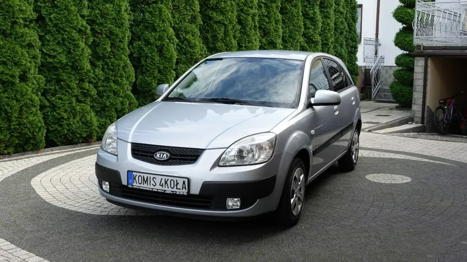 KIA Rio -