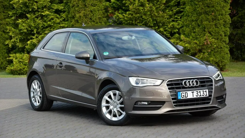 AUDI A3 -
