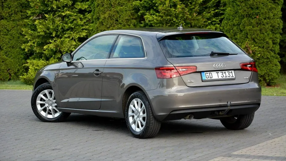AUDI A3 -