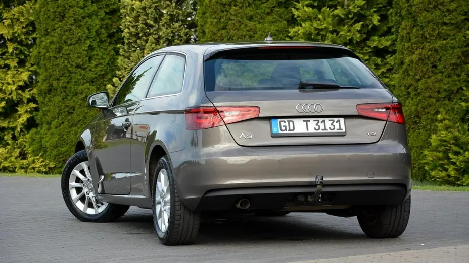 AUDI A3 -