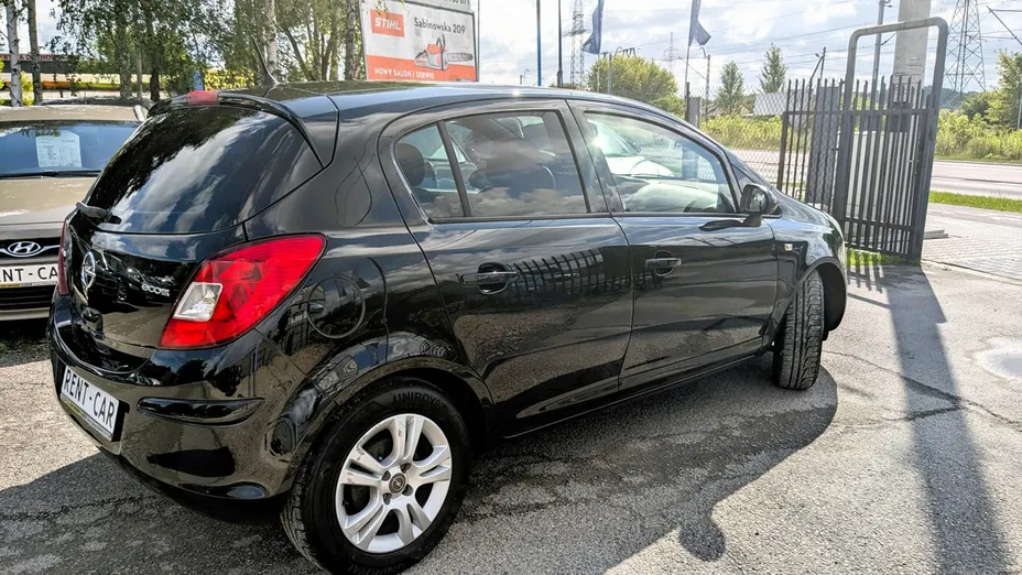 OPEL Corsa -