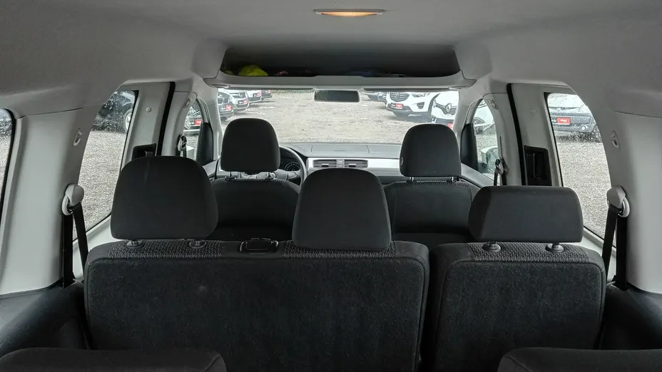 VOLKSWAGEN Caddy -