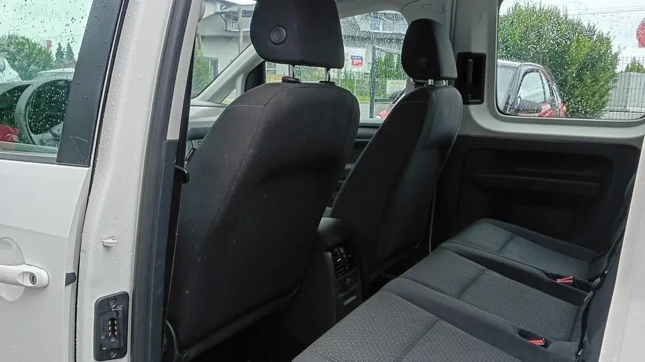VOLKSWAGEN Caddy -